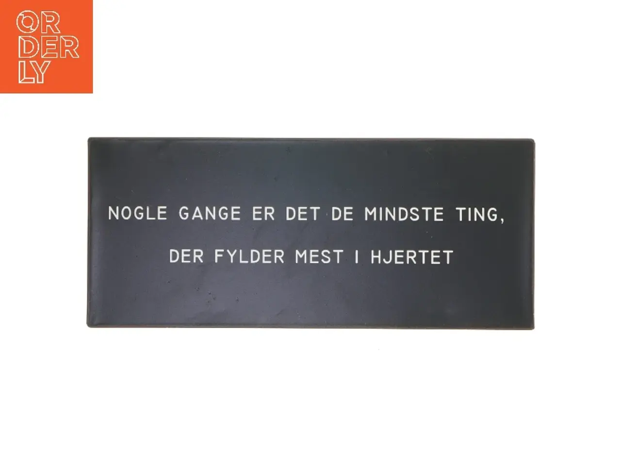 Billede 1 - Metalskilt med citat fra La Finesse (str. 30,5x13 cm)