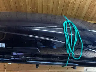 Thule motion 800 tagboks & tagbøjler