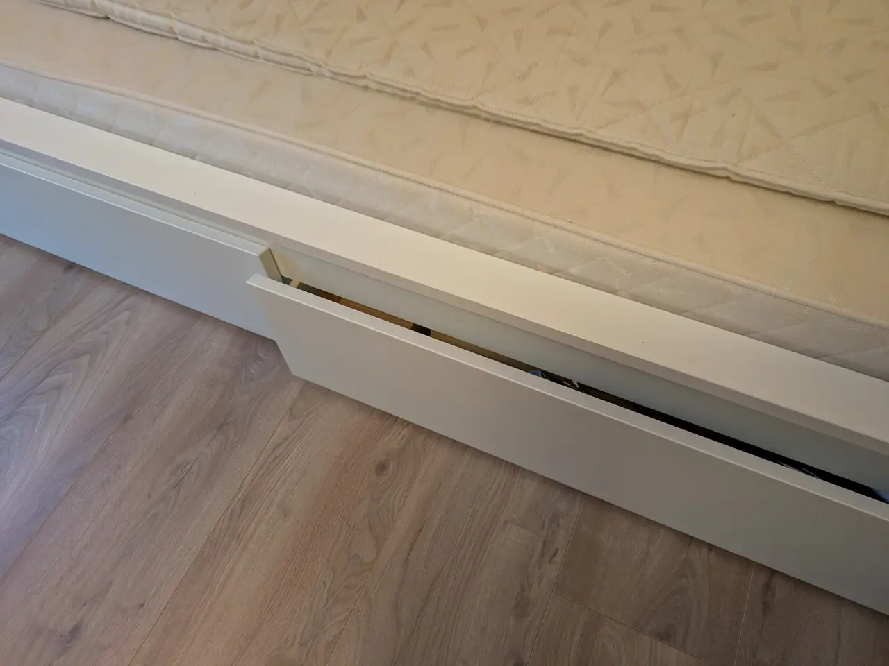 Billede 5 - IKEA hvid seng, opbevaringsskuffer, sovemål 90x200