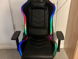 Fed EXO RGB Major Gamingstol – med indbygget LED-l