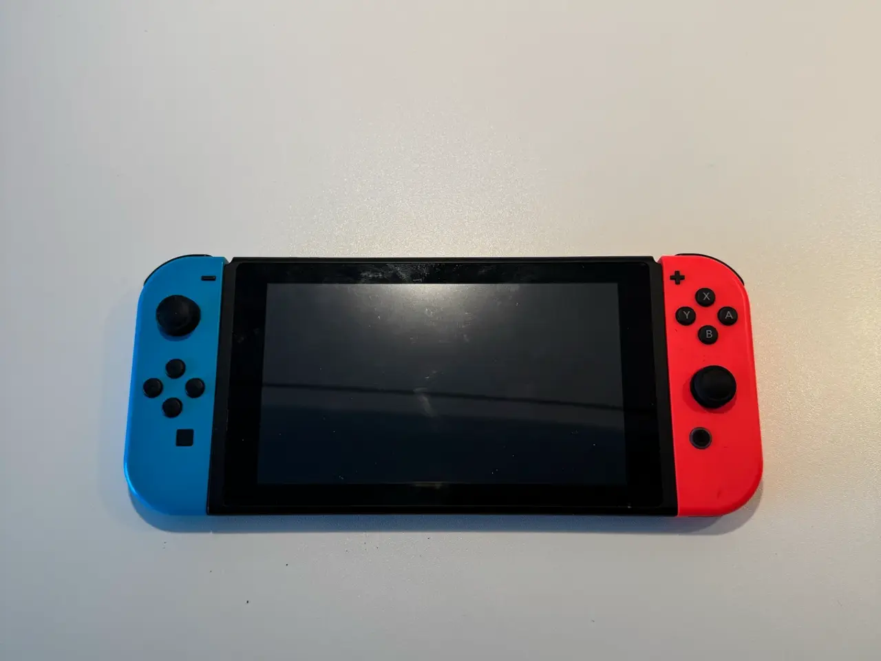 Billede 5 - Nintendo Switch V2 (2019) + 4 spil + tilbehør