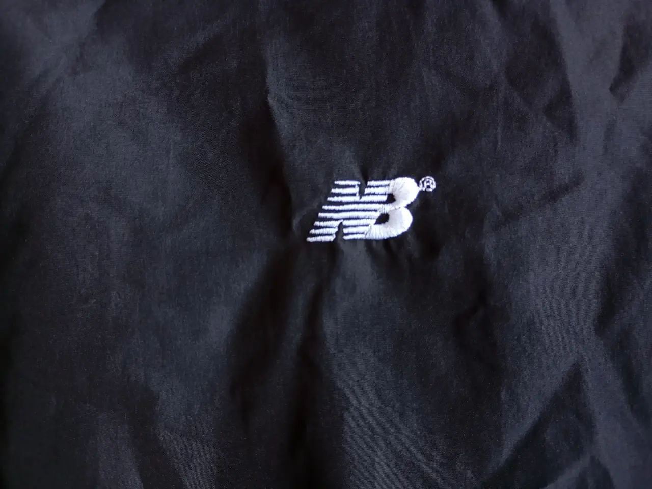 Billede 2 - Løbejakke New Balance 