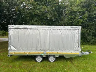 Høj presenning m. gardinsider til Eduard 4522 trailer
