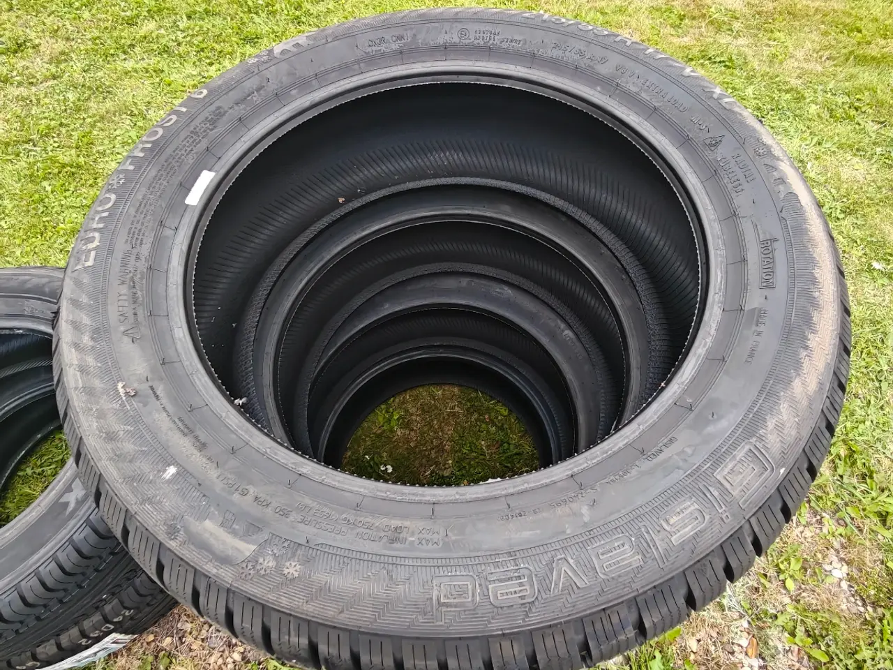 Billede 1 - 215/55-17