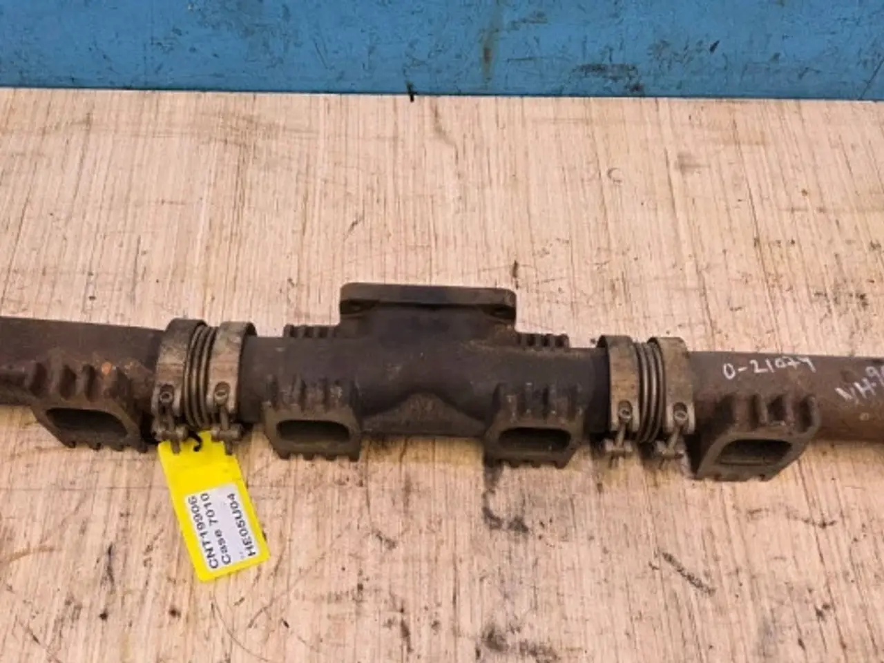 Billede 12 - Case 9010 Udstødningsmanifold 504046508