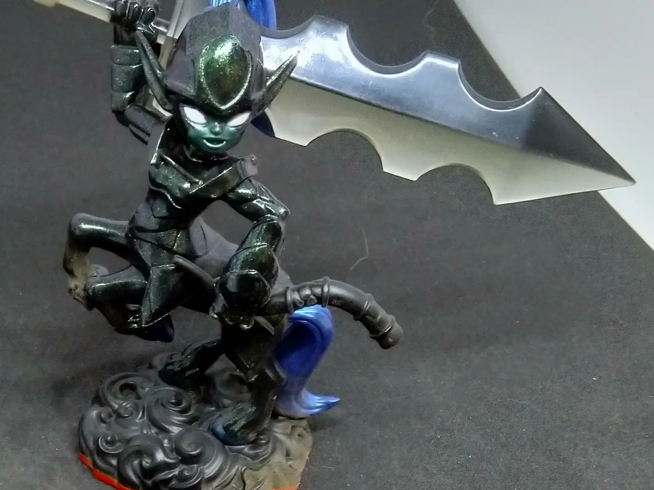 Billede 2 - Skylanders Trap Team Trap Master Knight Mare