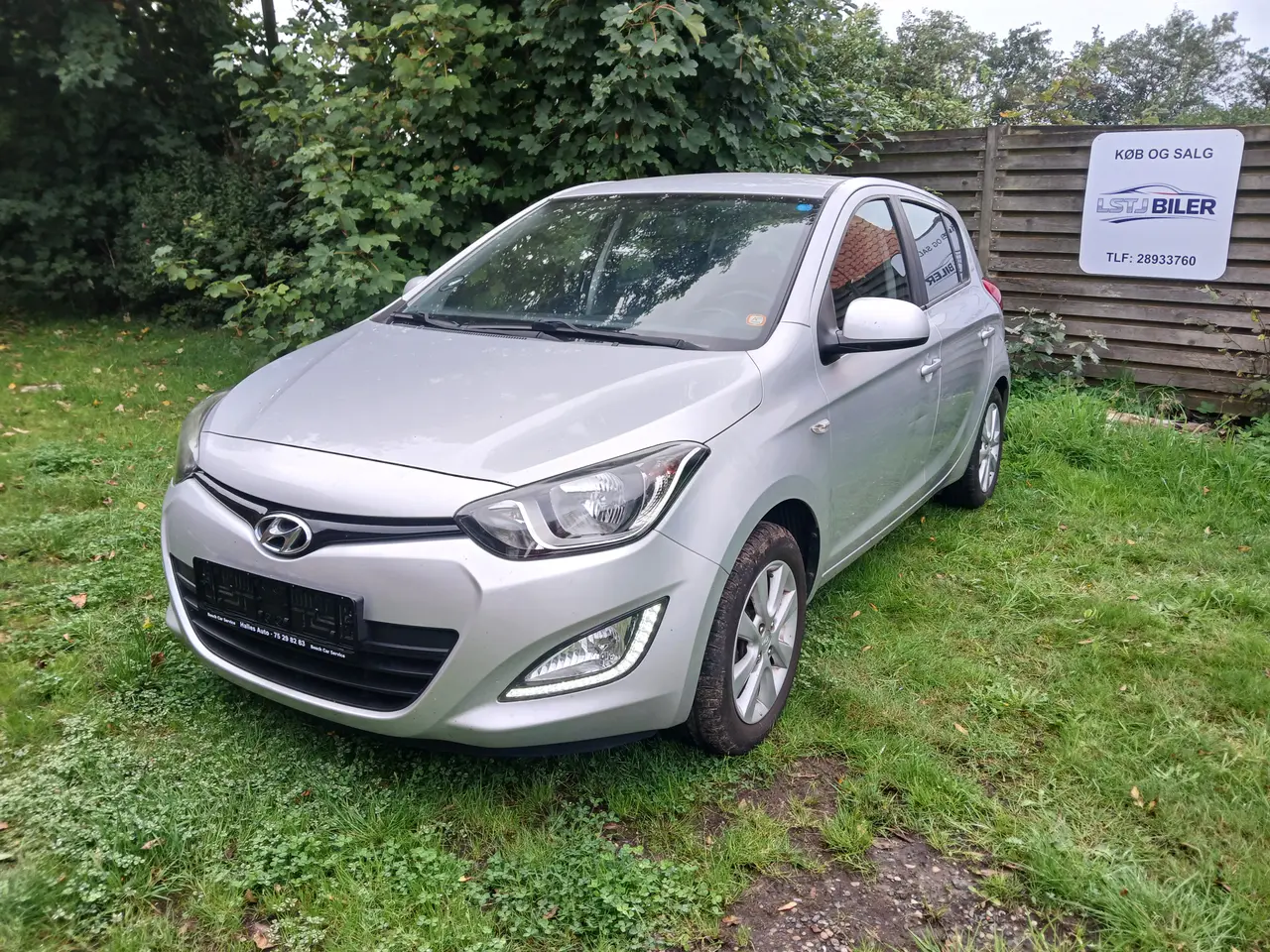 Billede 1 - Ganske pæn og fornuftig Hyundai i20 søger nu ejer.