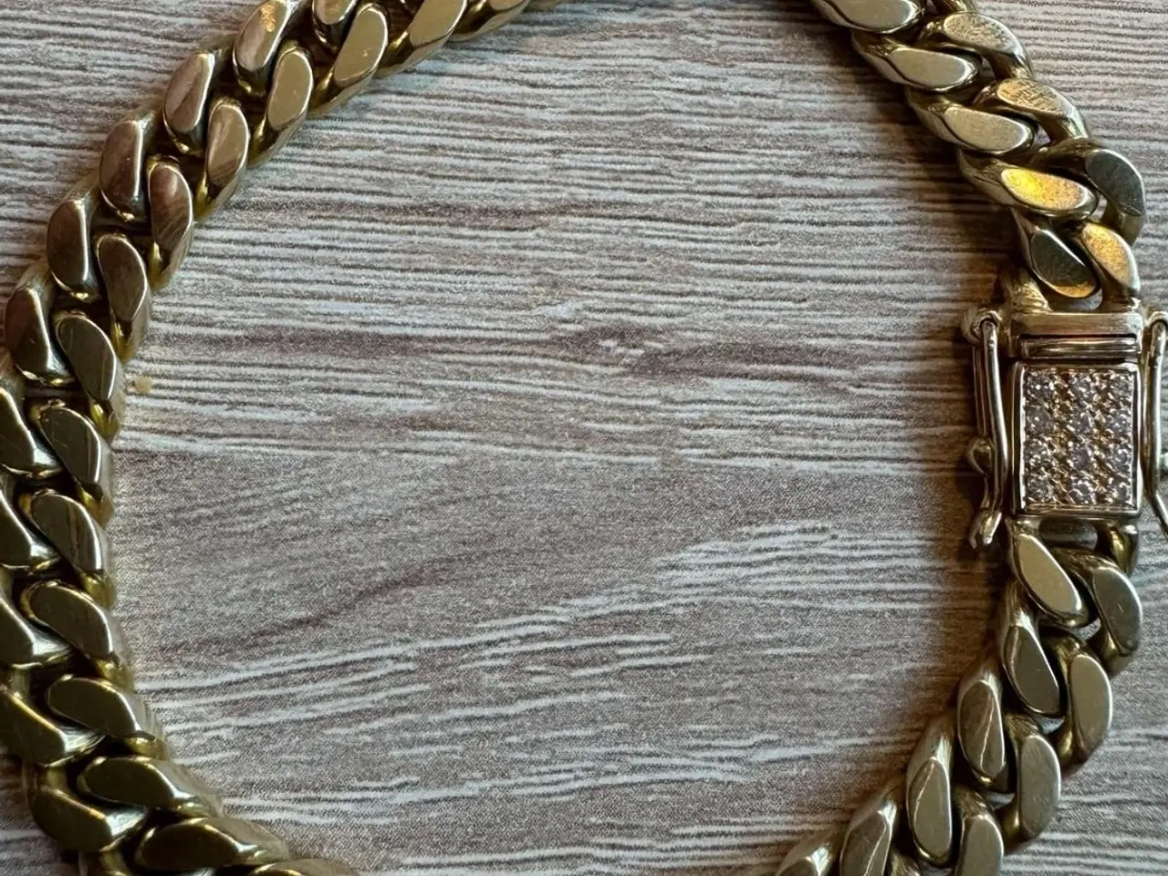 Billede 1 - 14 karat massiv guld armbånd med diamanter