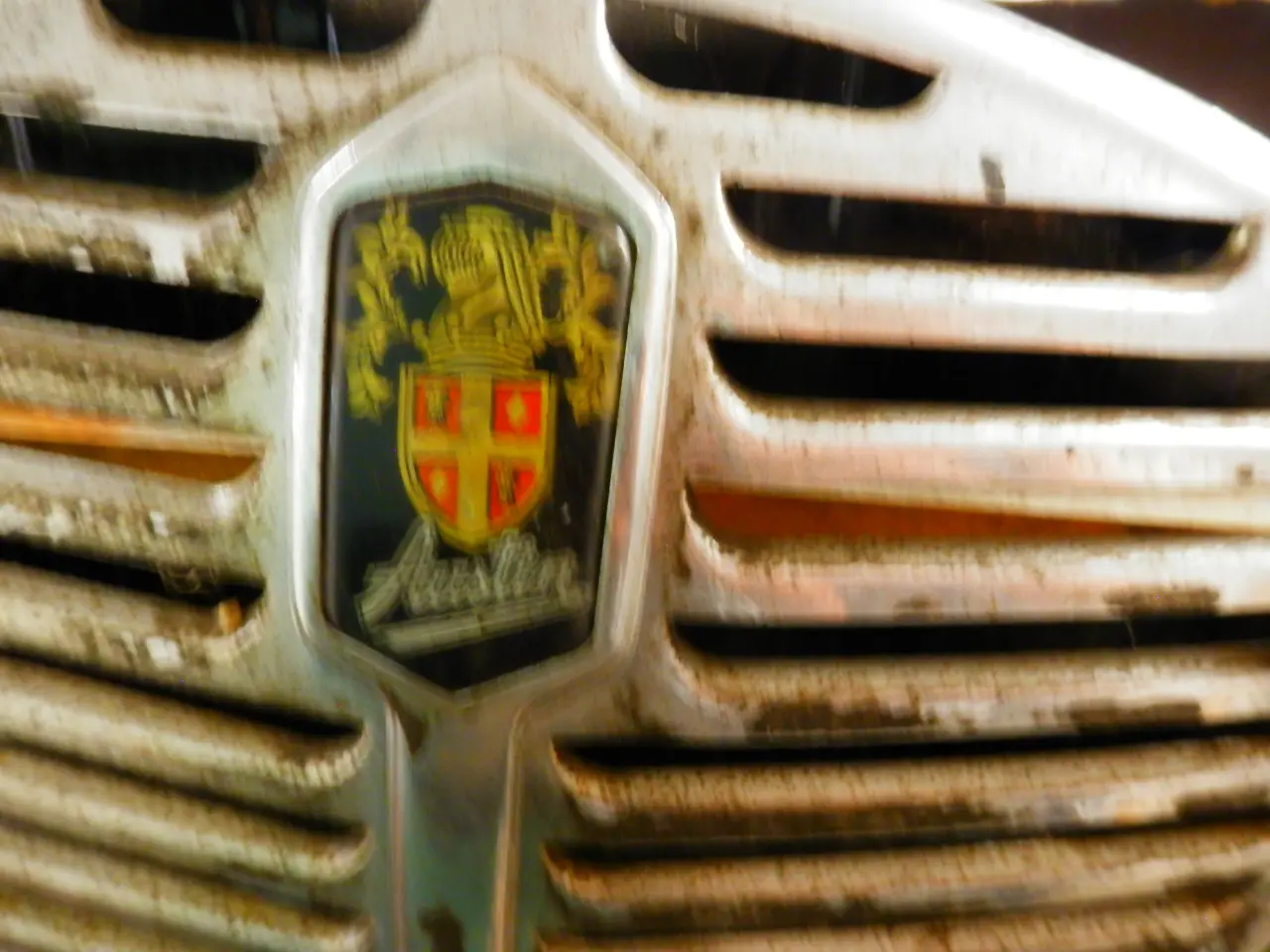 Billede 1 - Gammel bilmotor