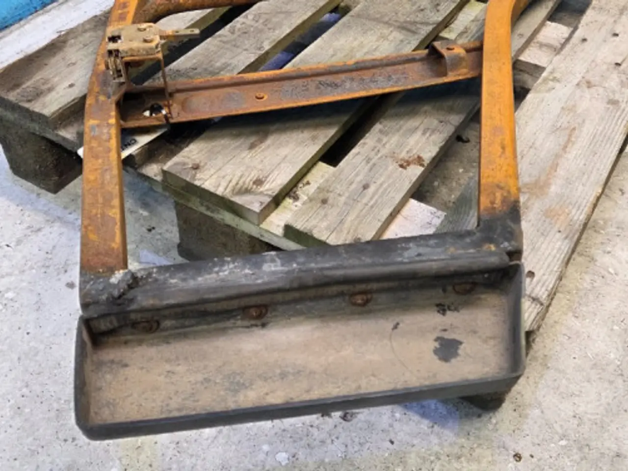 Billede 5 - Valmet 8350 Dør Ramme L. 31506000