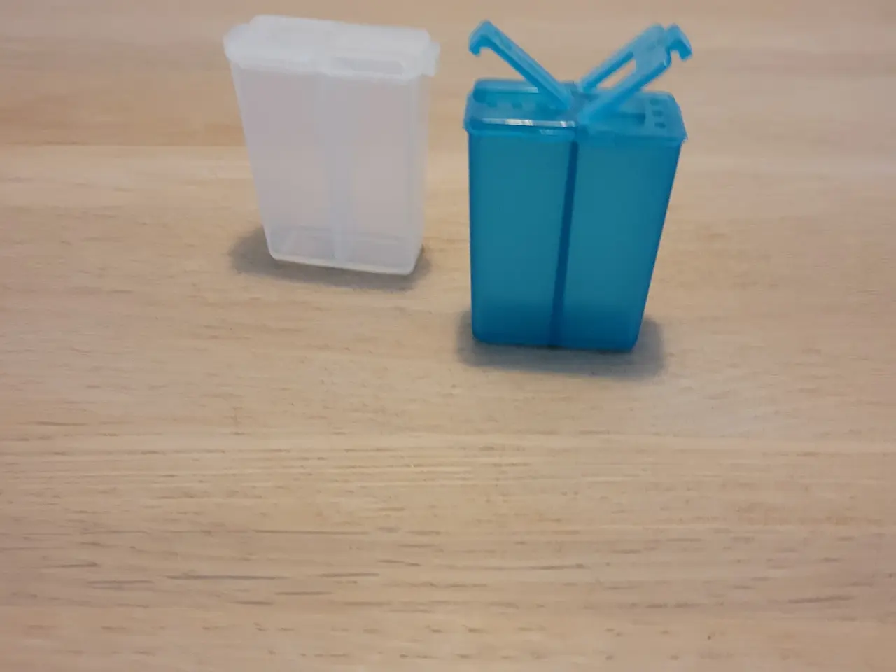 Billede 1 - Tupperware salt og peber til madkassen (NY)