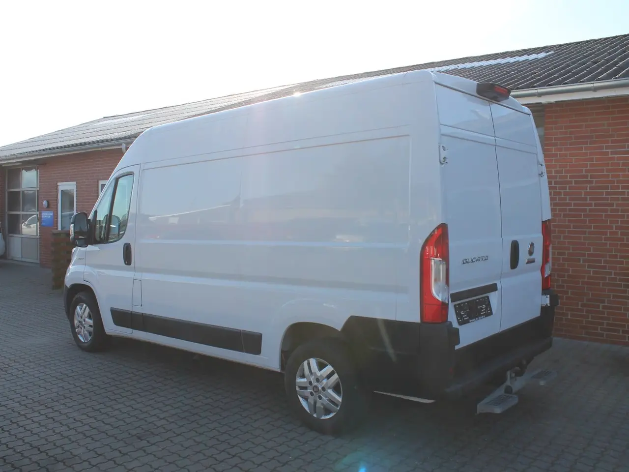Billede 4 - Fiat Ducato 35 2,3 MJT 140 Kassevogn L2H2 Pro+ aut.