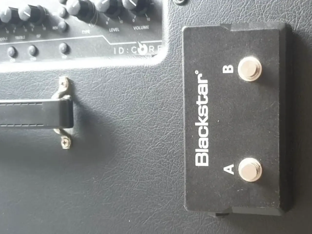 Billede 6 - Forstærker Black star id core 150