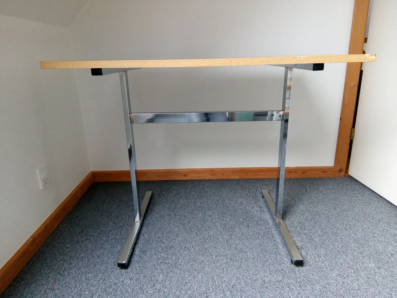 Billede 2 - Køkken/kontor/hobby bord