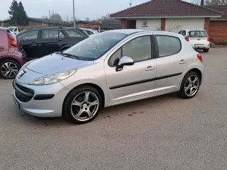 Peugeot 207 1,6 HDi 16v 90HK 5d