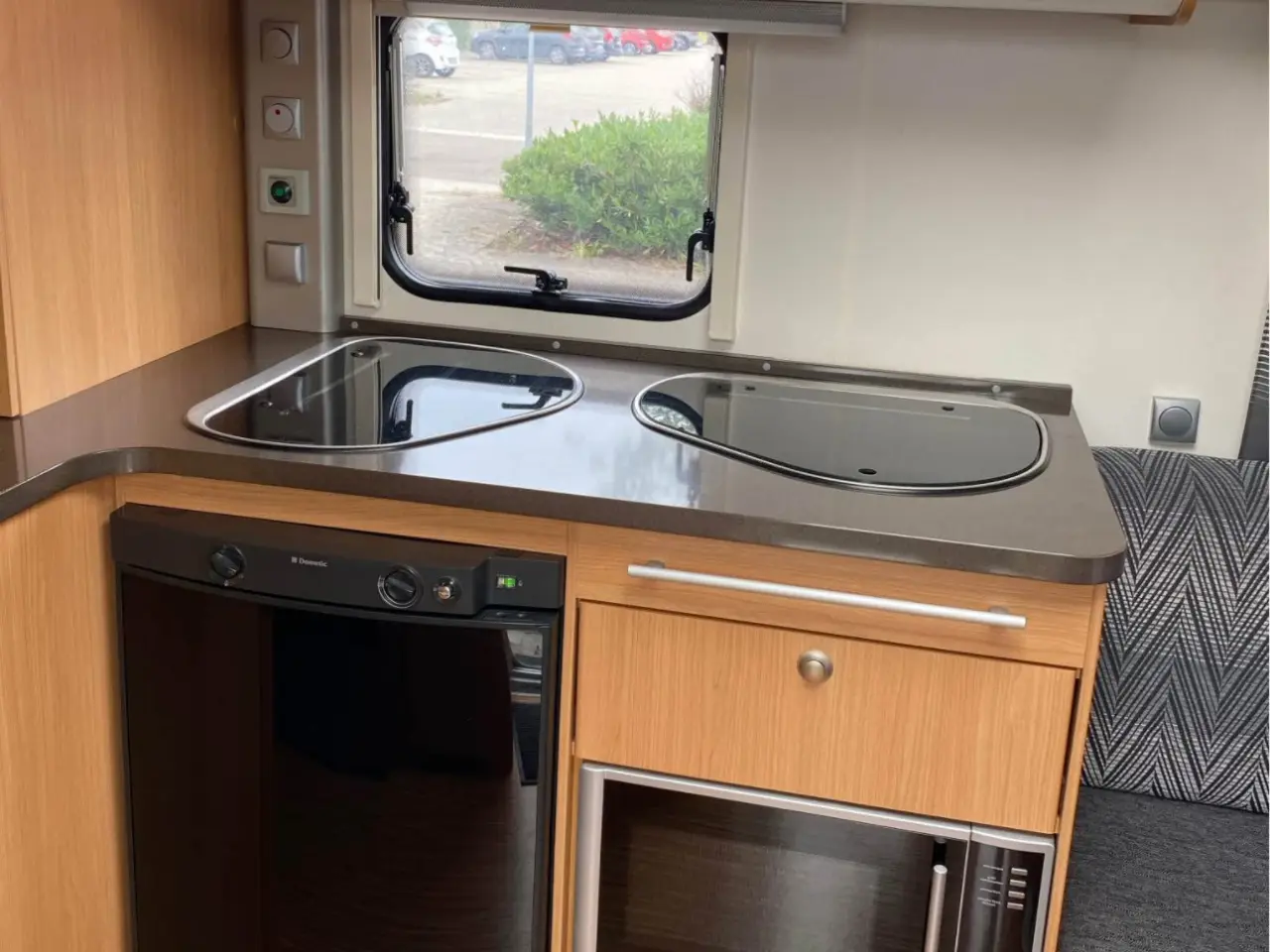 Billede 8 - •	“Udlejes: Adria Adora campingvogn – klar til som