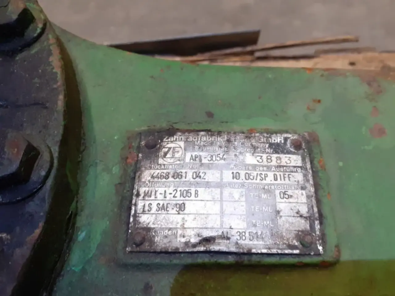 Billede 13 - John Deere 4040S Foraksel APL3054
