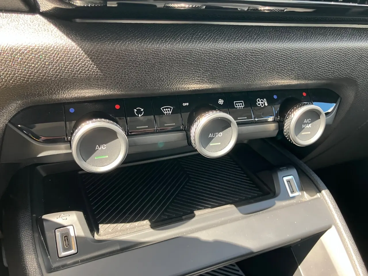Billede 13 - Citroën ë-C4 X 50 Plus