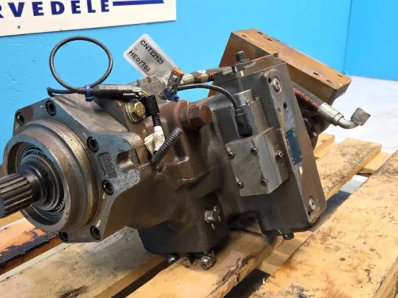 Billede 4 - New Holland T8.320 Hydrostatisk Pumpe 84393724
