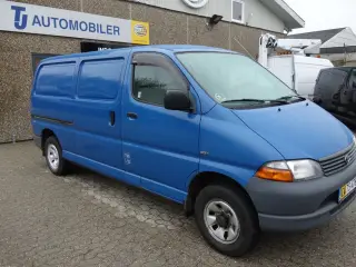 Toyota HiAce 2,5 D-4D 102 Komfort lang 4x4