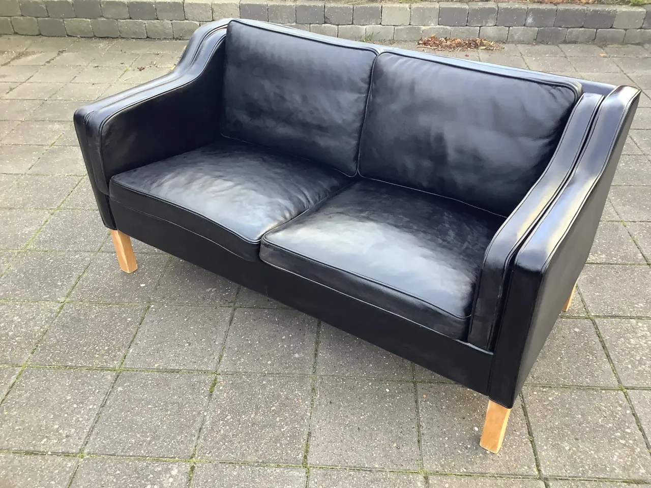 Billede 1 - Læder sofa klassisk model