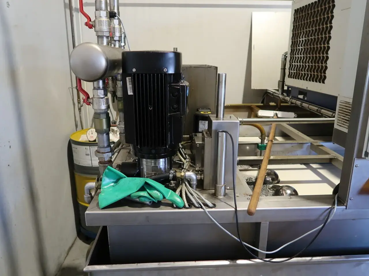 Billede 15 - Rense-pumpestation med 12 stk. filtersystem/køling/nødmotorer TAE EVO TECH