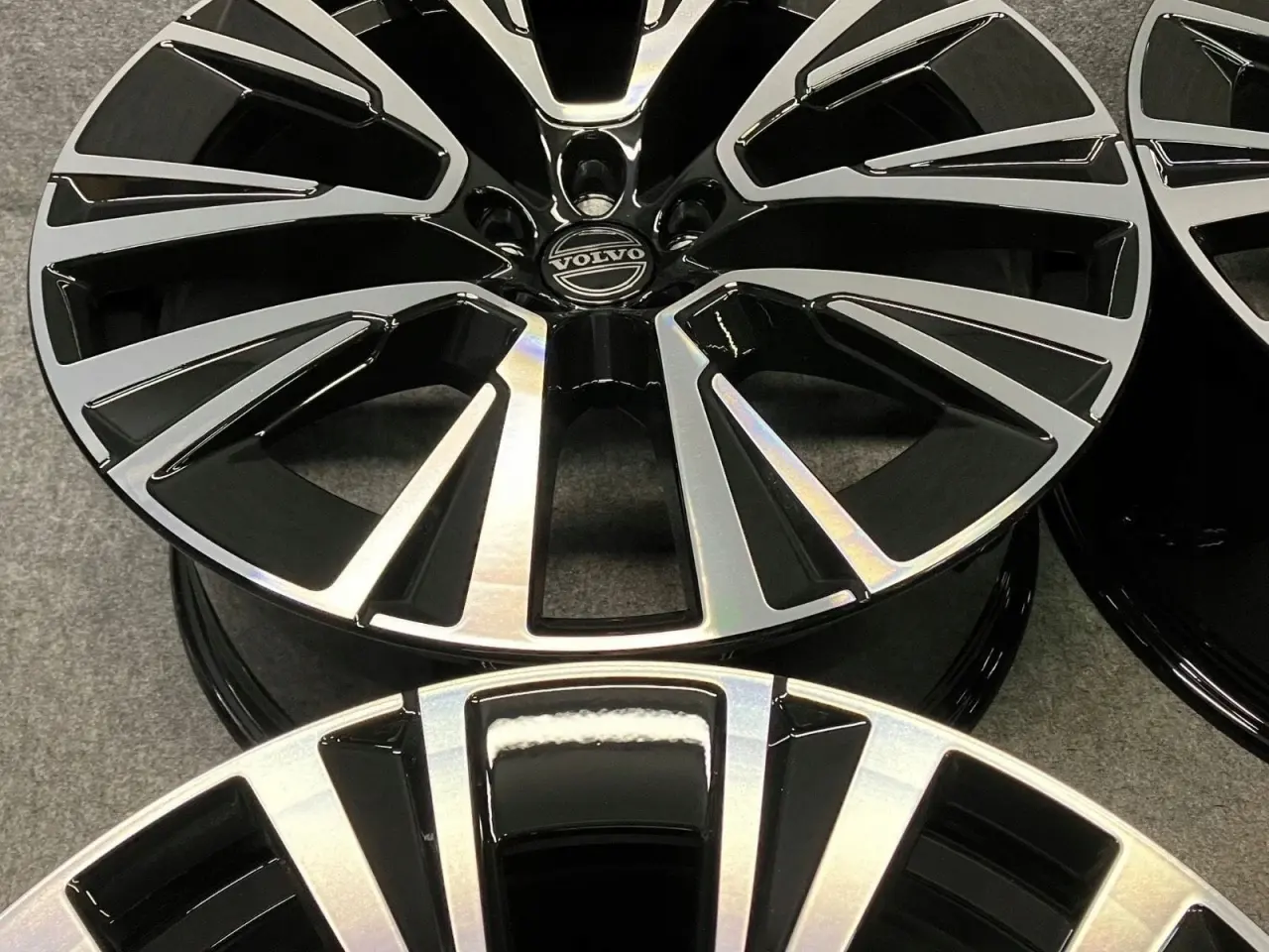 Billede 4 - ALUFÆLGE VOLVO XC90 R-DESIGN 20"
