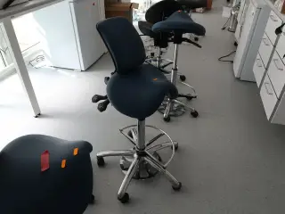 Laboratoriestol VELA MEDICAL CHAIRS
