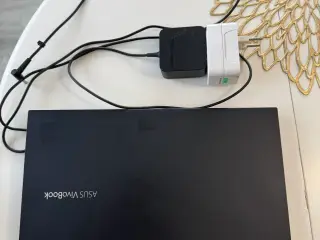 Asus vivobook pc bærbar