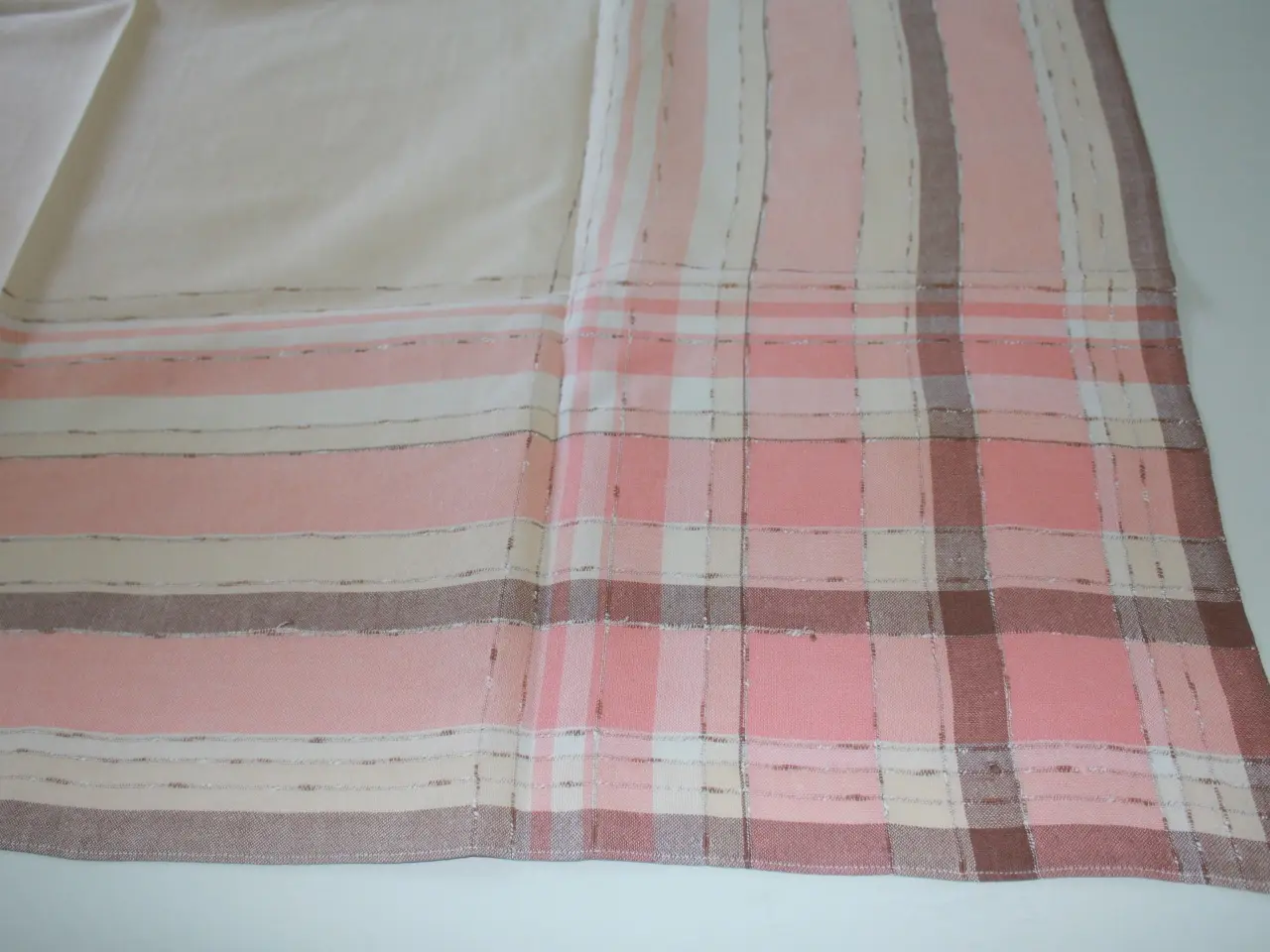 Billede 3 - Lille dug, 122 x 126 cm