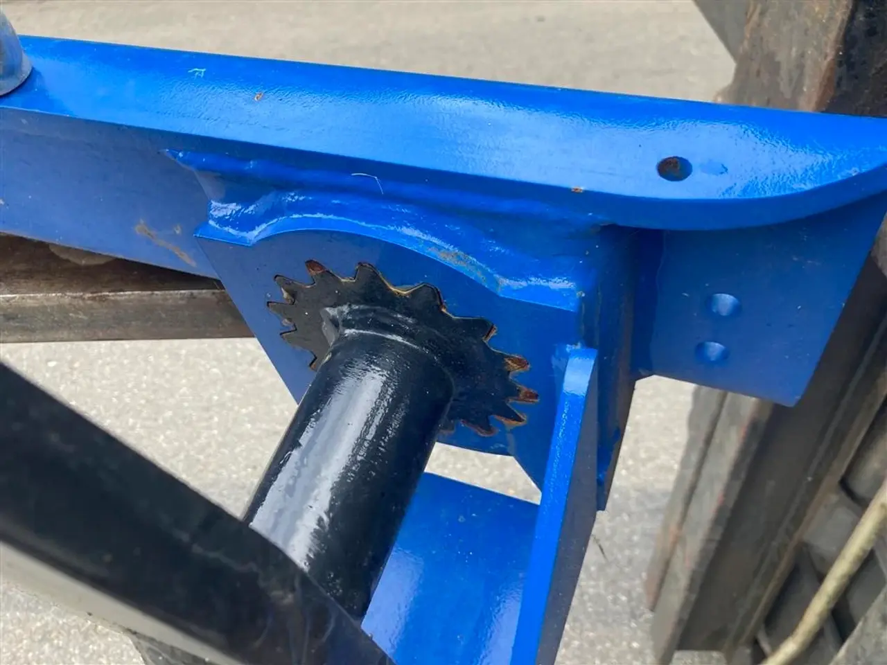 Billede 4 - Auger Torque T 150 Monteret med ophæng der passer på Hydrema skift