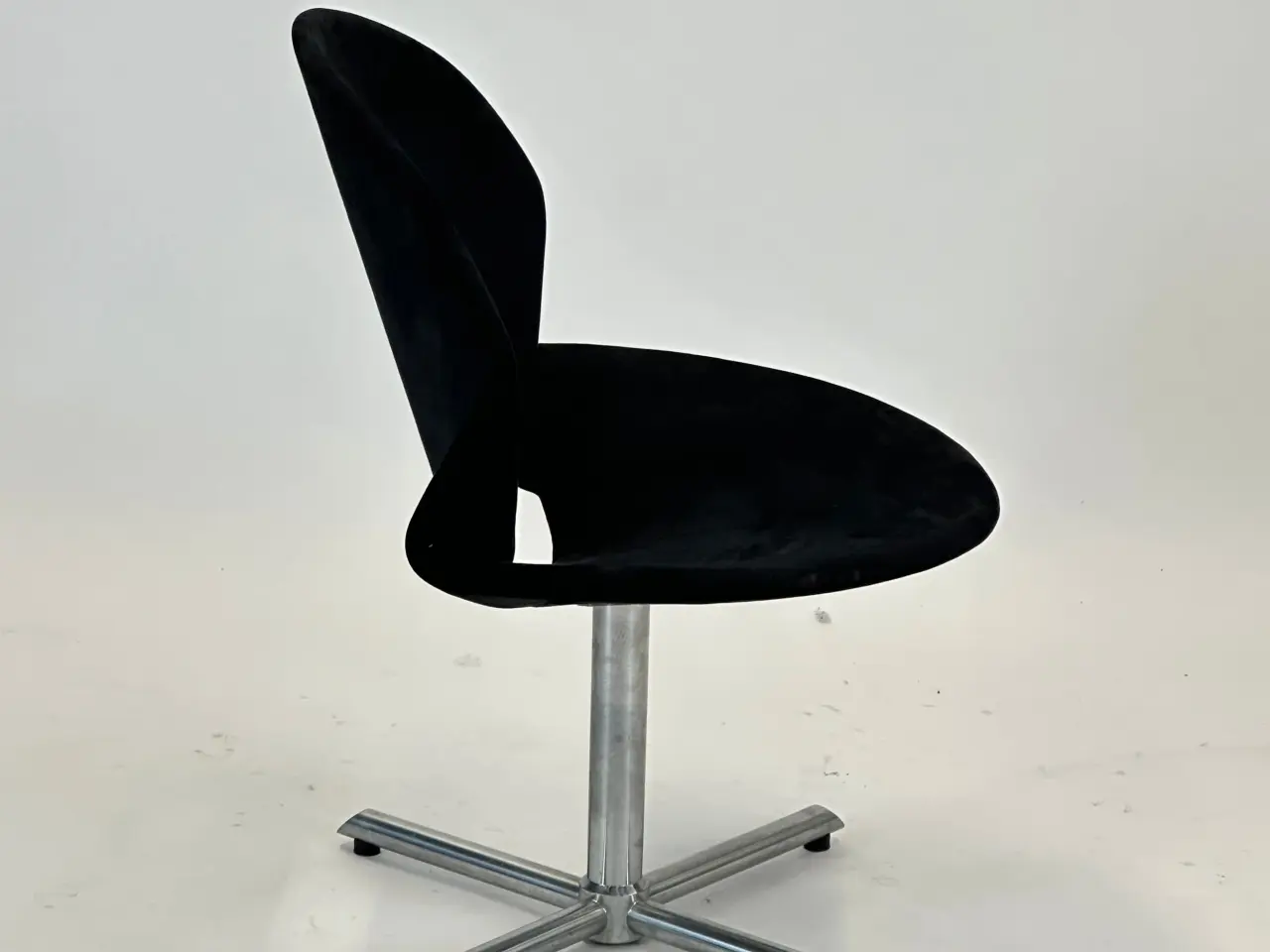 Billede 6 - Fredericia Furniture Rex Loungestol – Sort Metal Stel