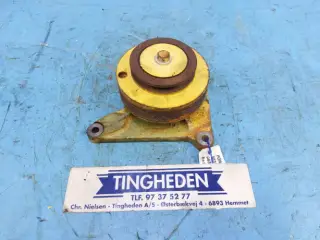 Ford 675 Beslag Remskive 9833536
