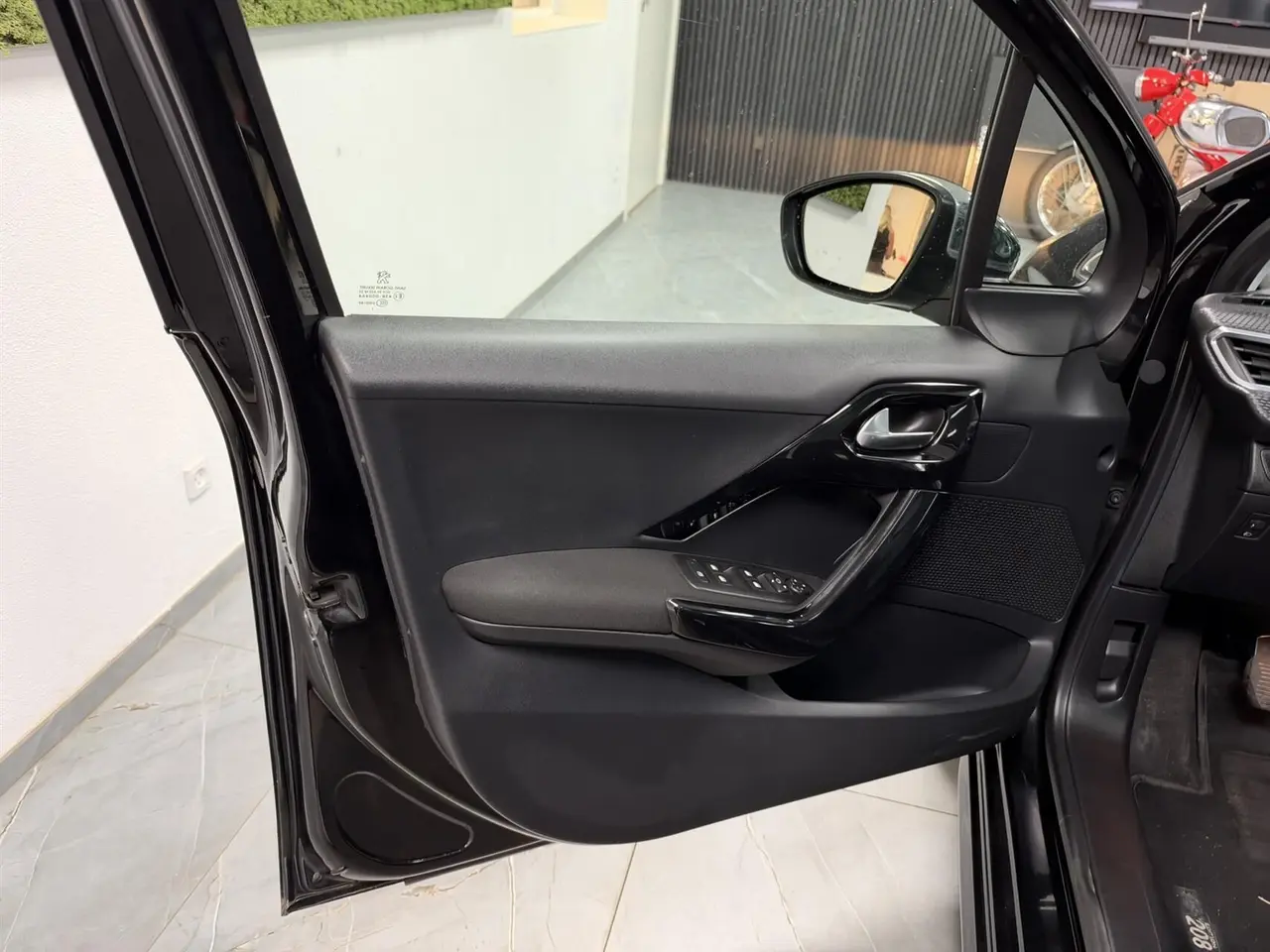 Billede 7 - Peugeot 208 1,6 BlueHDi Desire Sky 100HK 5d