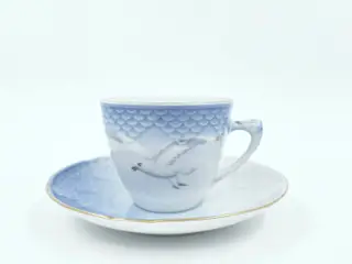 Mågestel Espresso Kop nr. 108B Med Guldkant 1 sortering