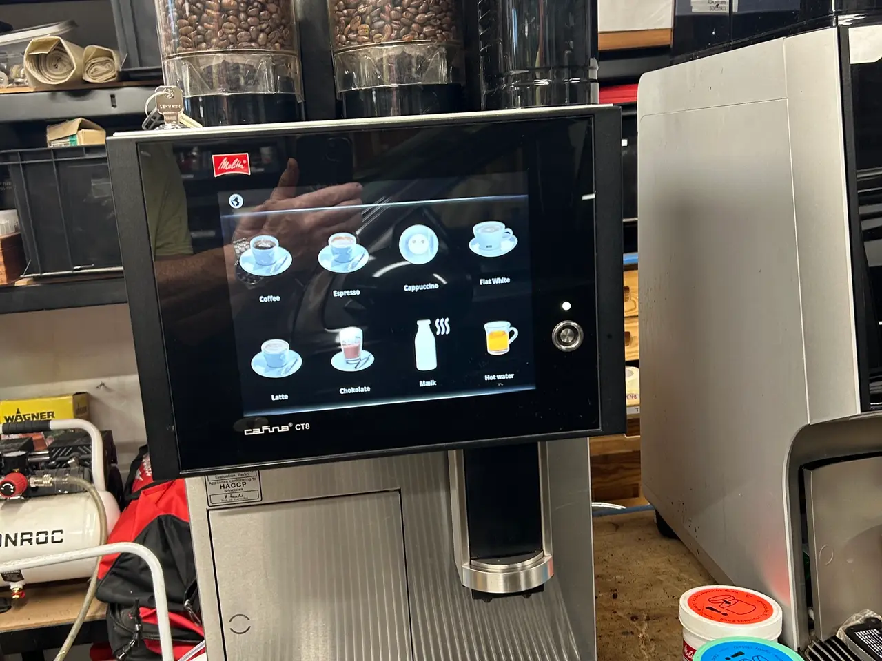 Billede 4 - Melitta CT8 Fuldautomatisk kaffemaskine - KONGEN.