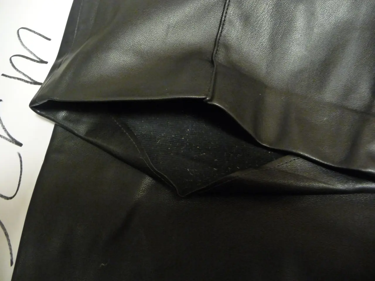 Billede 1 - nederdel fake læder str m sort