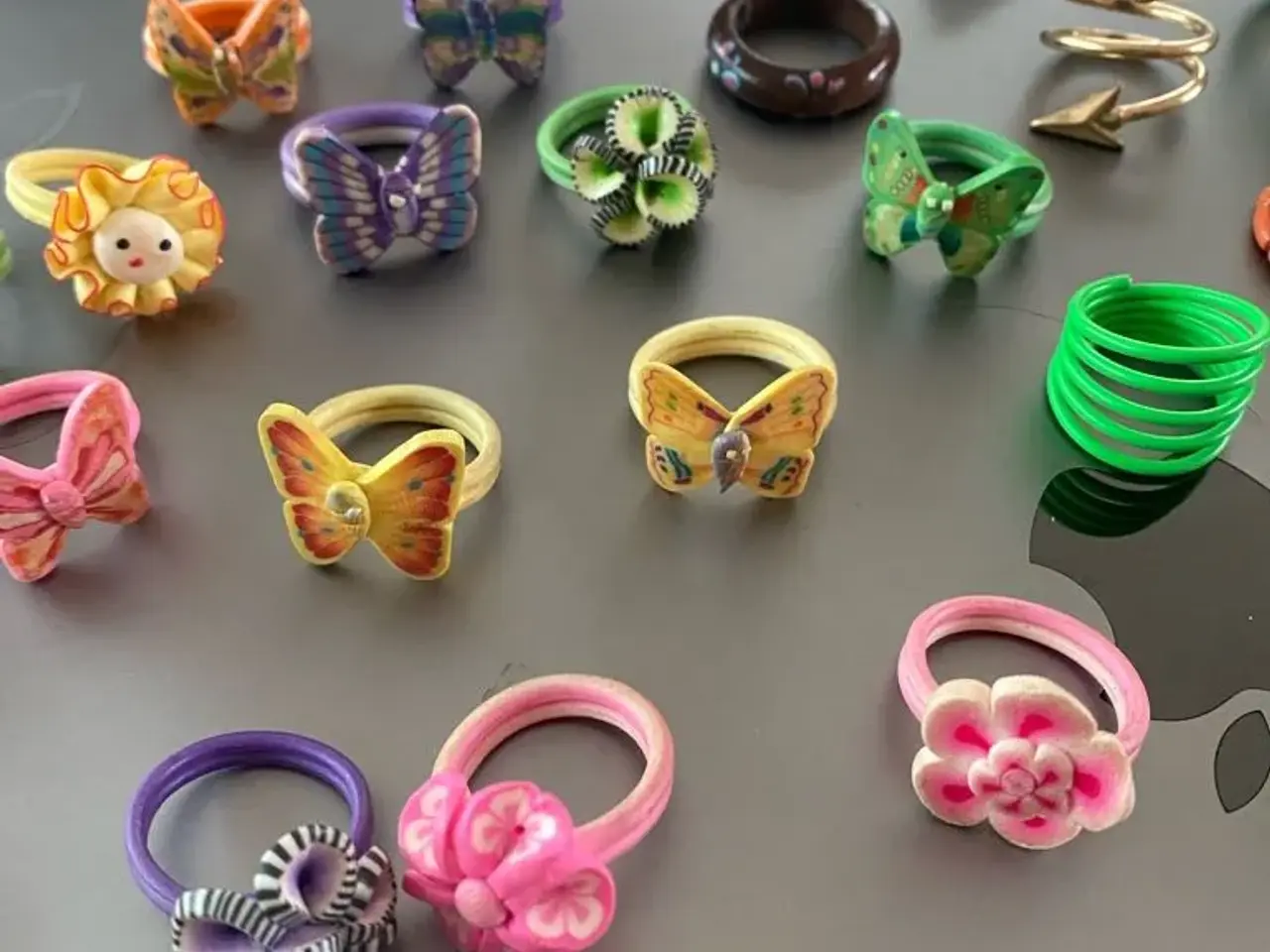 Billede 10 - Specielle ringe