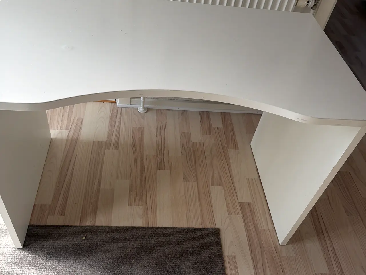 Billede 1 - Gratis skrivebord