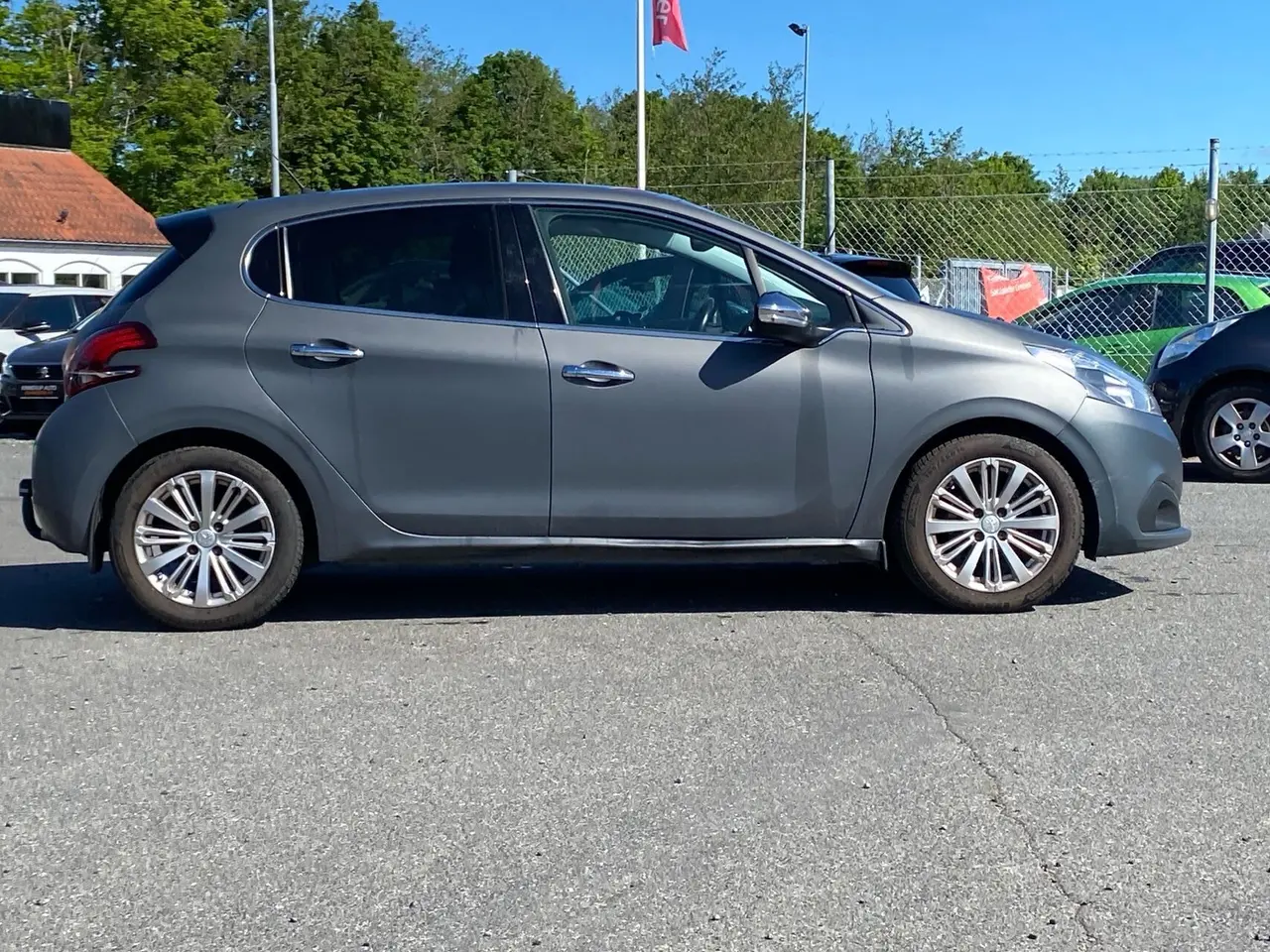 Billede 5 - Peugeot 208 1,6 BlueHDi Allure Sky 100HK 5d