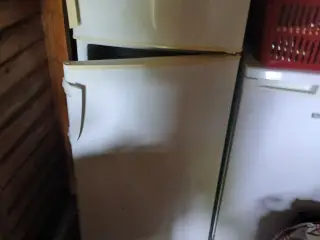 goronje køl og fryseskab126 cm h