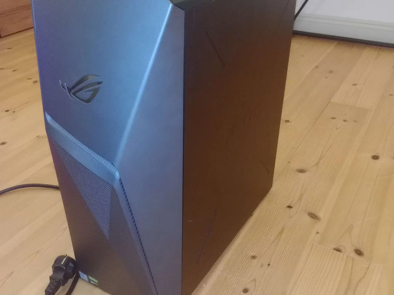 Billede 3 - Velholdt gaming computer
