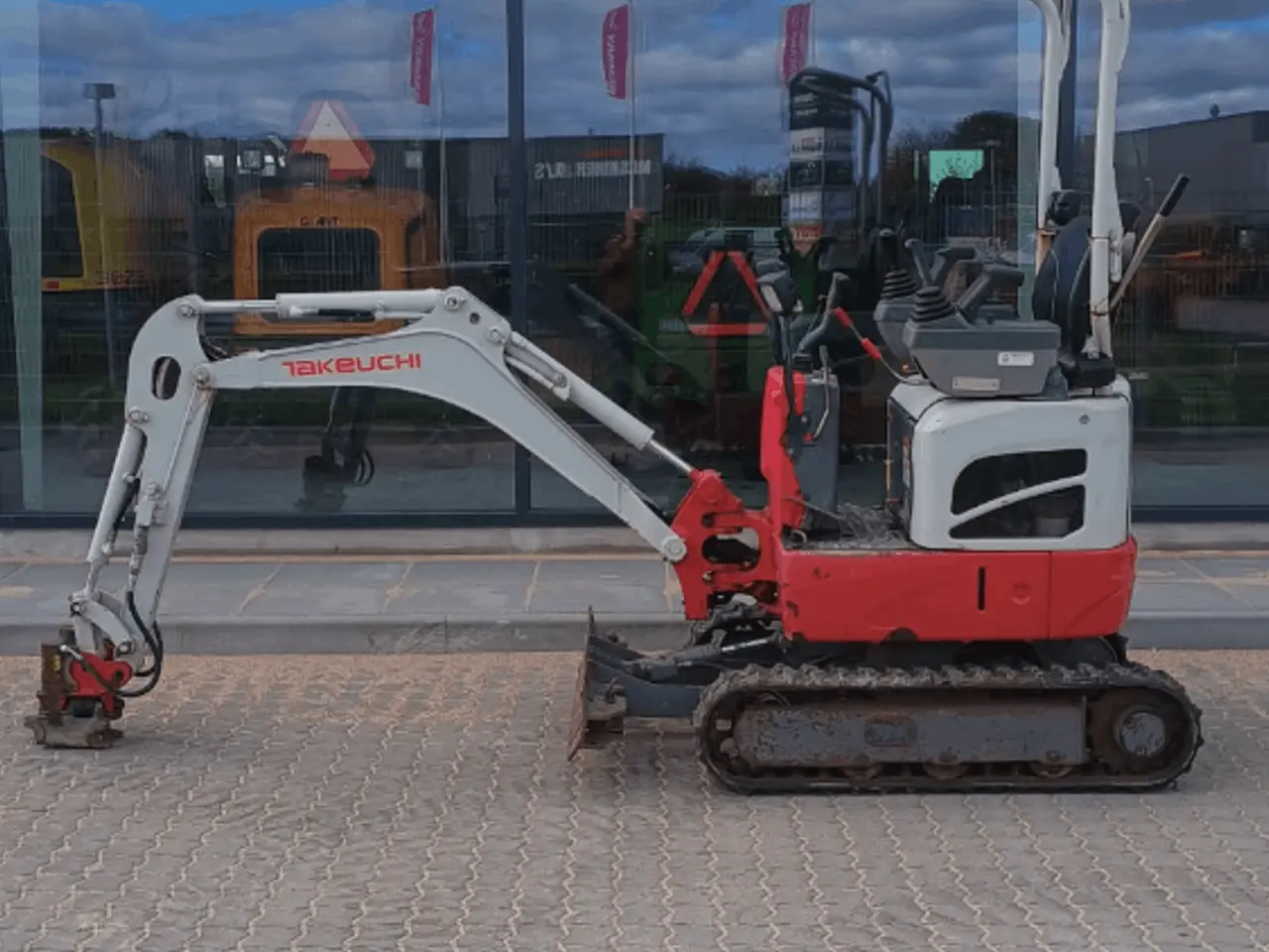 Billede 1 - Takeuchi TB210R Takeuchi