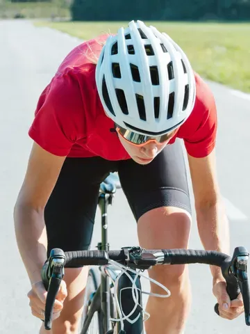 Køb brugt racercykel: Stel, gruppesæt og prisguide for begyndere