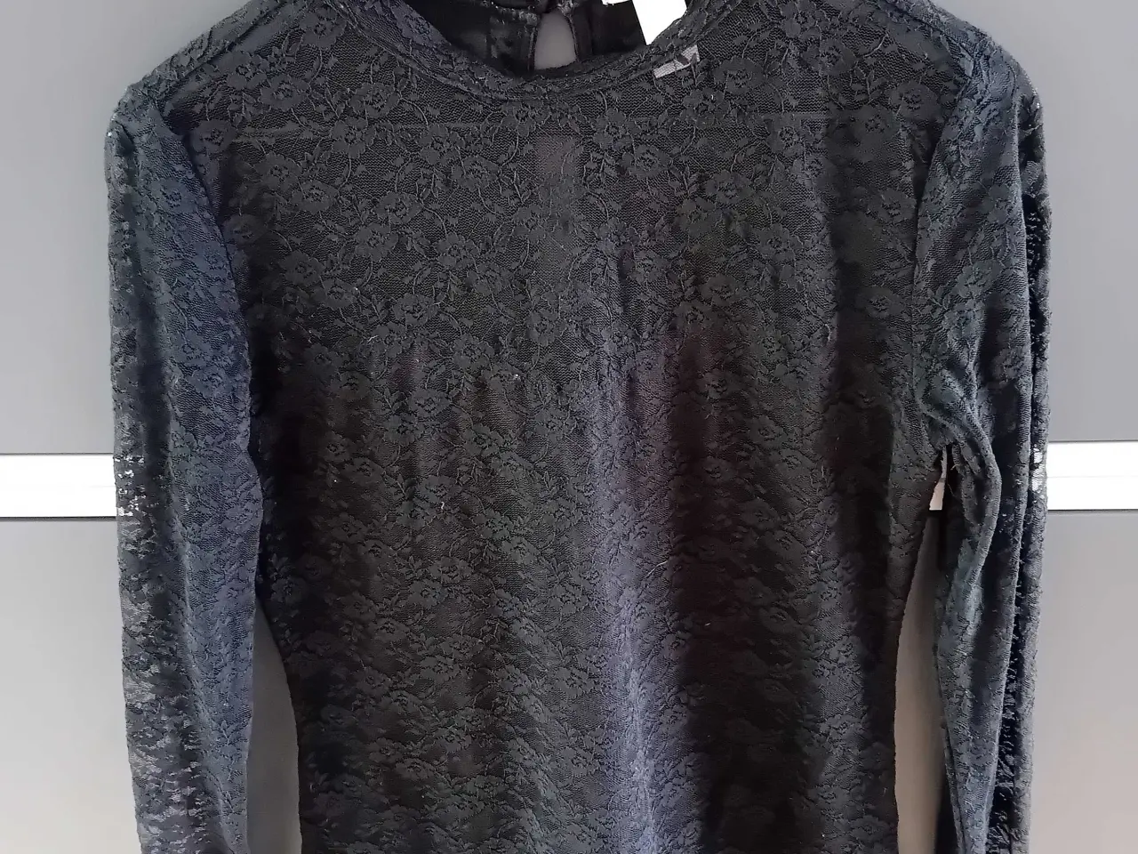 Billede 1 - Sort Bluse MH. Str M