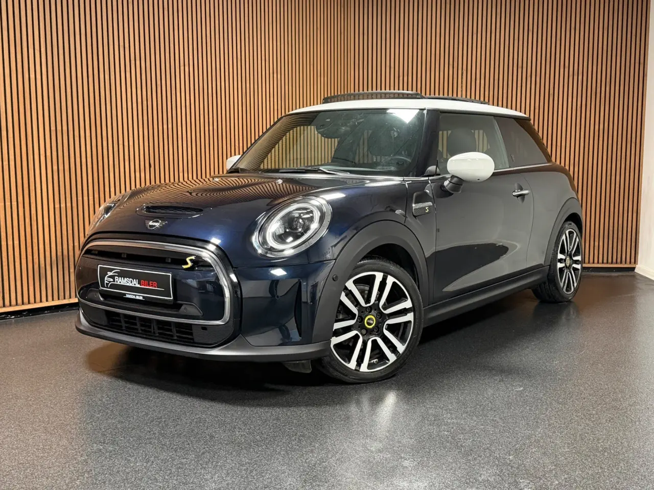 Billede 1 - MINI Cooper SE Experience