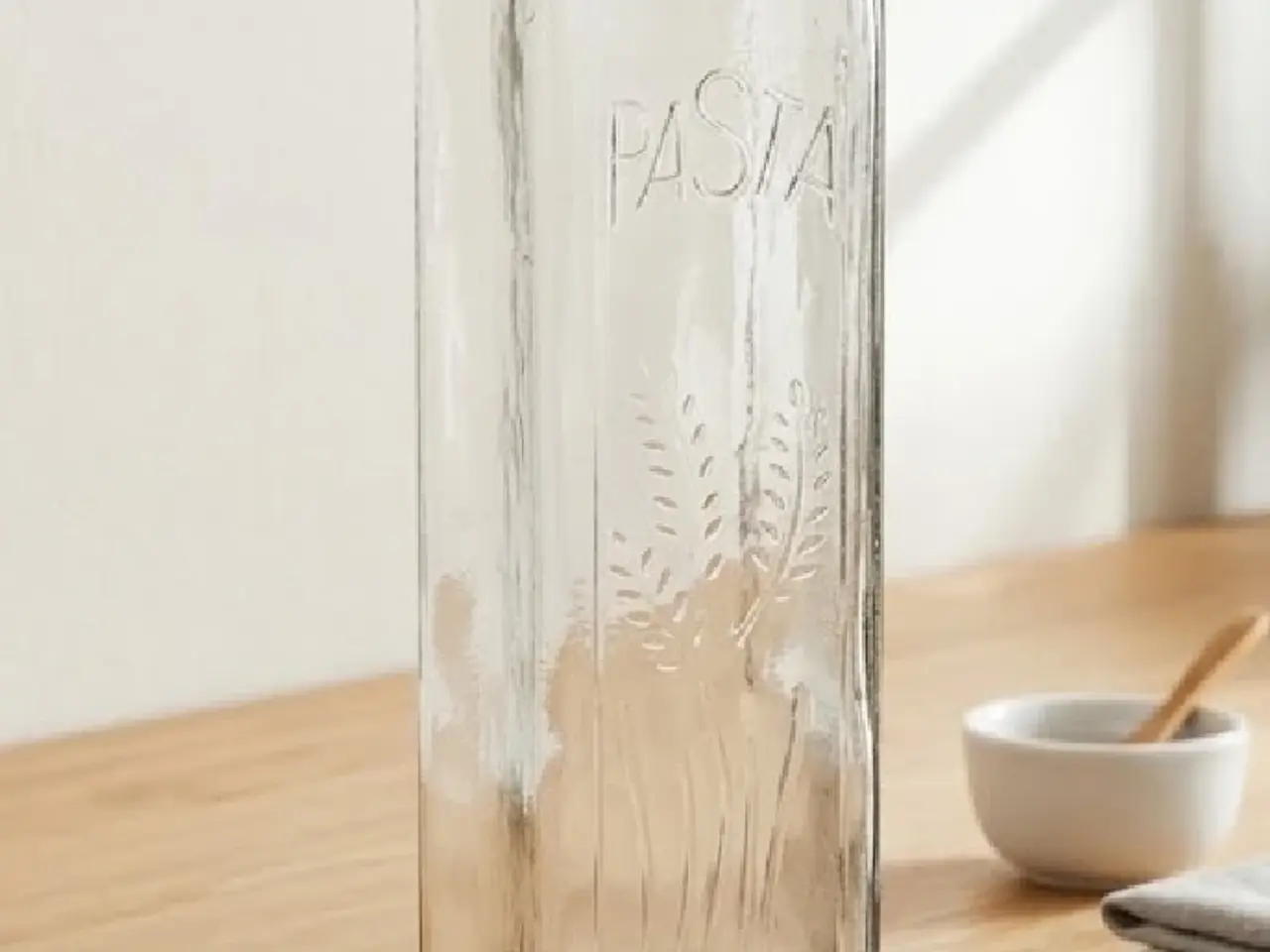 Billede 1 - Høj vintage glaskrukke til pasta med korkprop