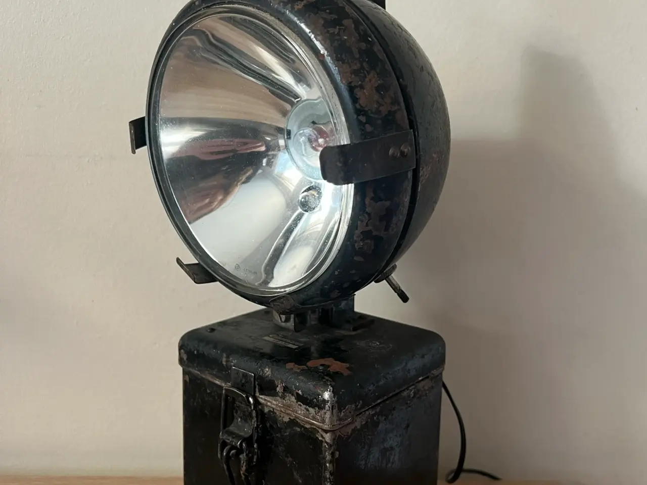 Billede 2 - Originale Eisemann industrilamper fra 30-50’erne 