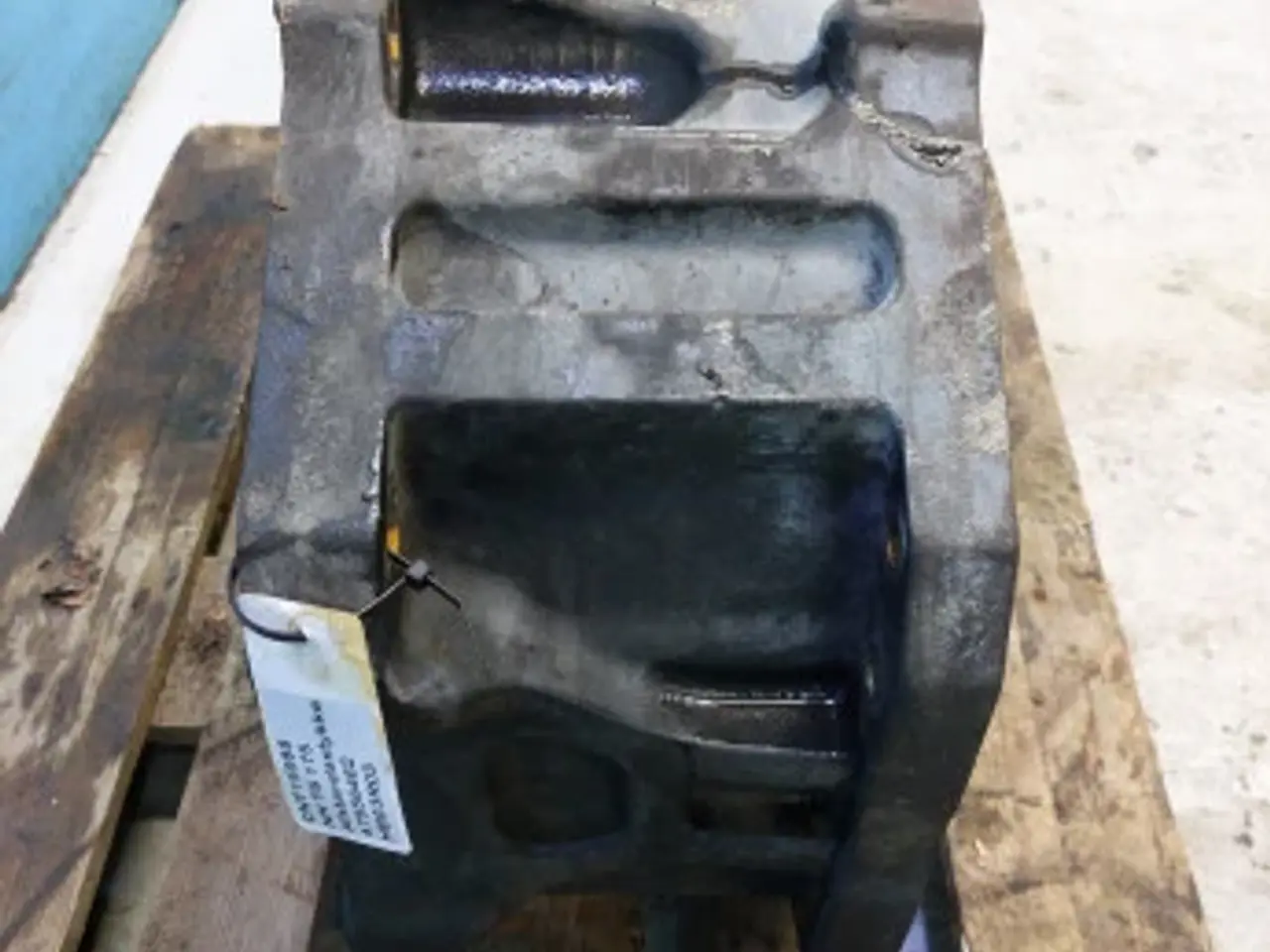 Billede 7 - New Holland T6 Afstandsstykke 47556462