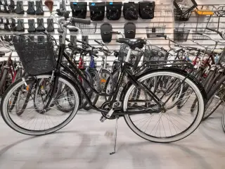 cykel med 3 gear och 12 månaders garanti